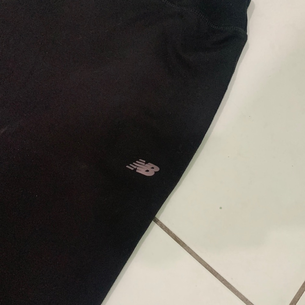 Women's New Balance Yoga Pants - Picture 3 of 4
